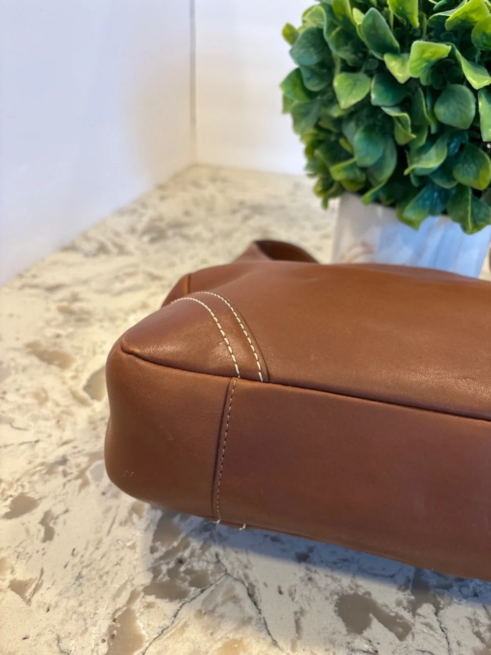 Vintage Coach Brown Leather Hamilton Hobo Handbag  F10280
